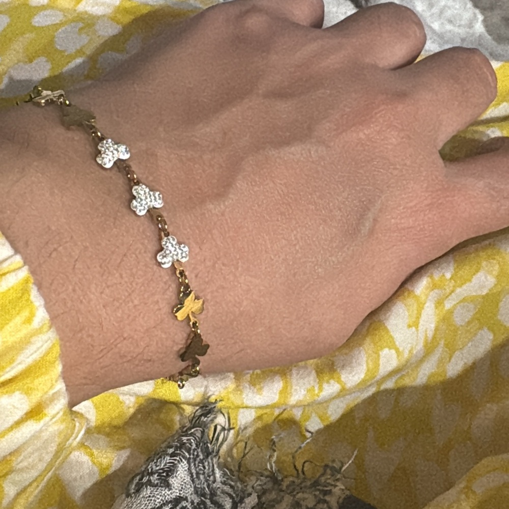 Elegant Gold and Silver Floral Bracelet